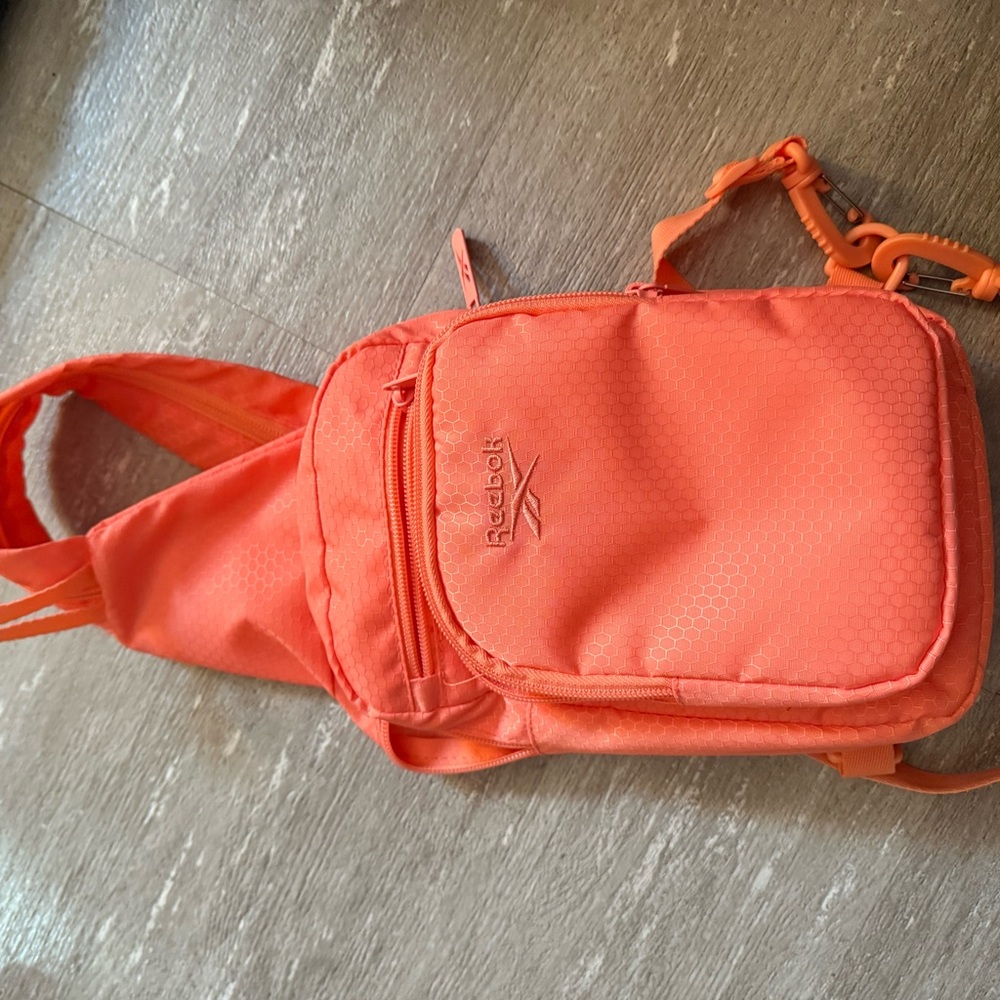 Reebok Vibrant Orange sling bag